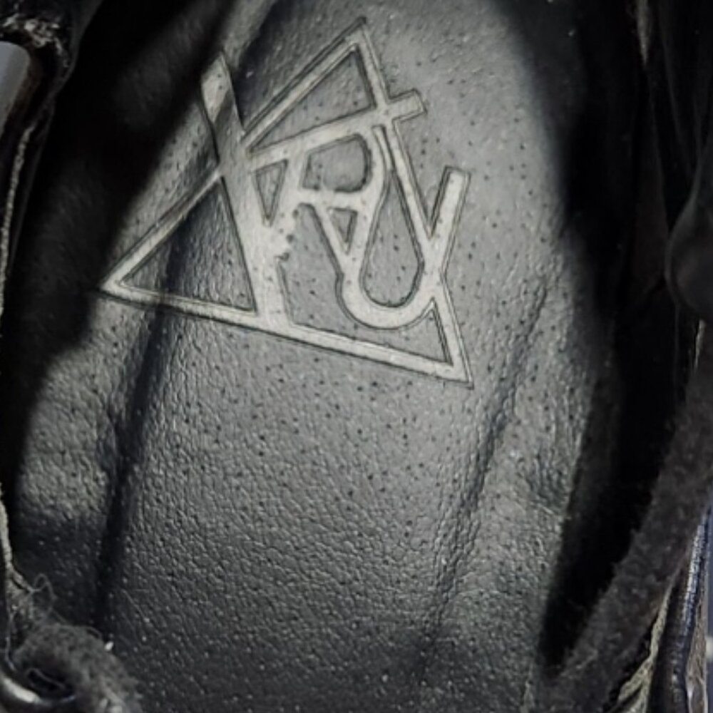 ๐ฆ๐ฅ๐HOT ITEM! ๐๐ฆ๐ฅ Y.R.U. Lucid Black Lace Up Chunky Platform Beauties! - Picture 14 of 15